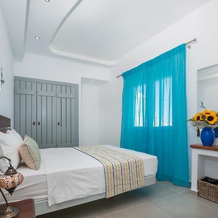 סנטוריני Petini'S Place מראה חיצוני תמונה